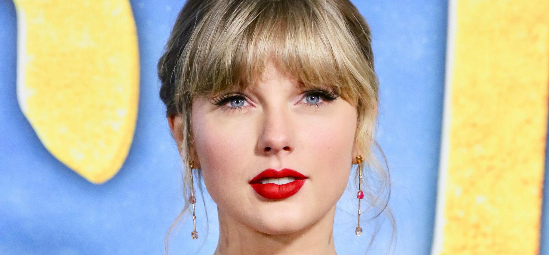 Taylor Swift at the 'Cats' World Premiere
